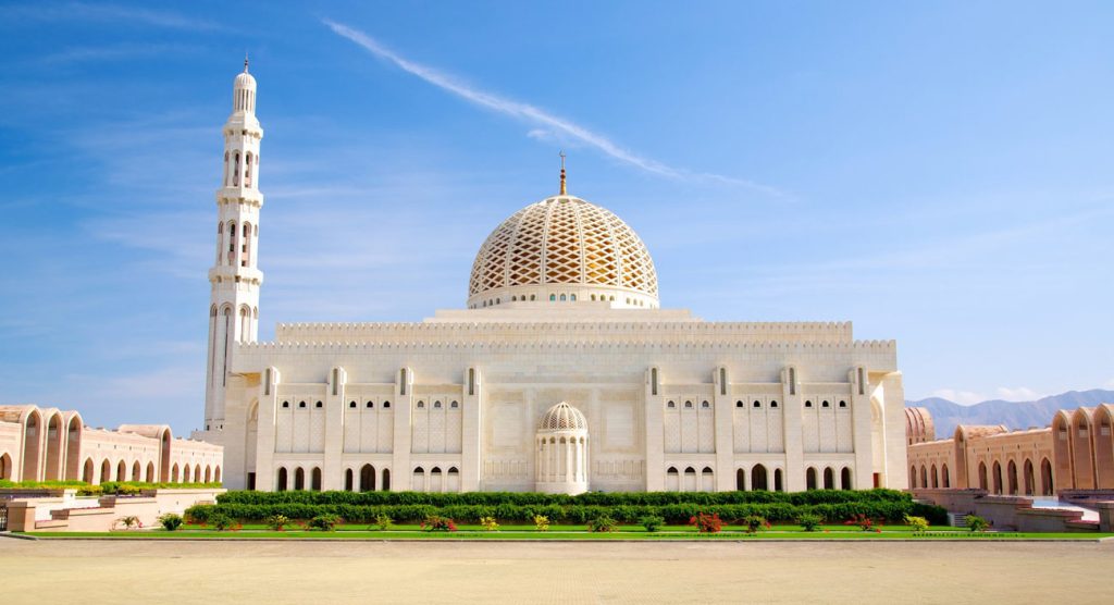 تور 5 روزه گروهی عمان گردی